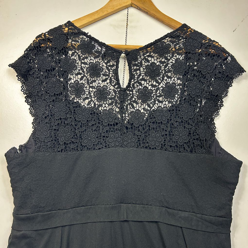 Sara Black Plus Size Lace Maxi Dress - Size 2X