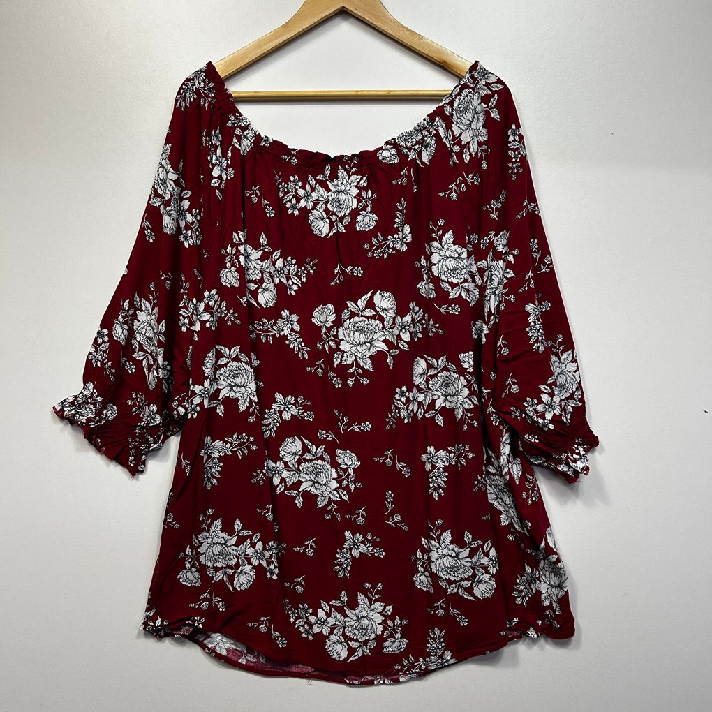 Beme Red Floral Top - Size 22