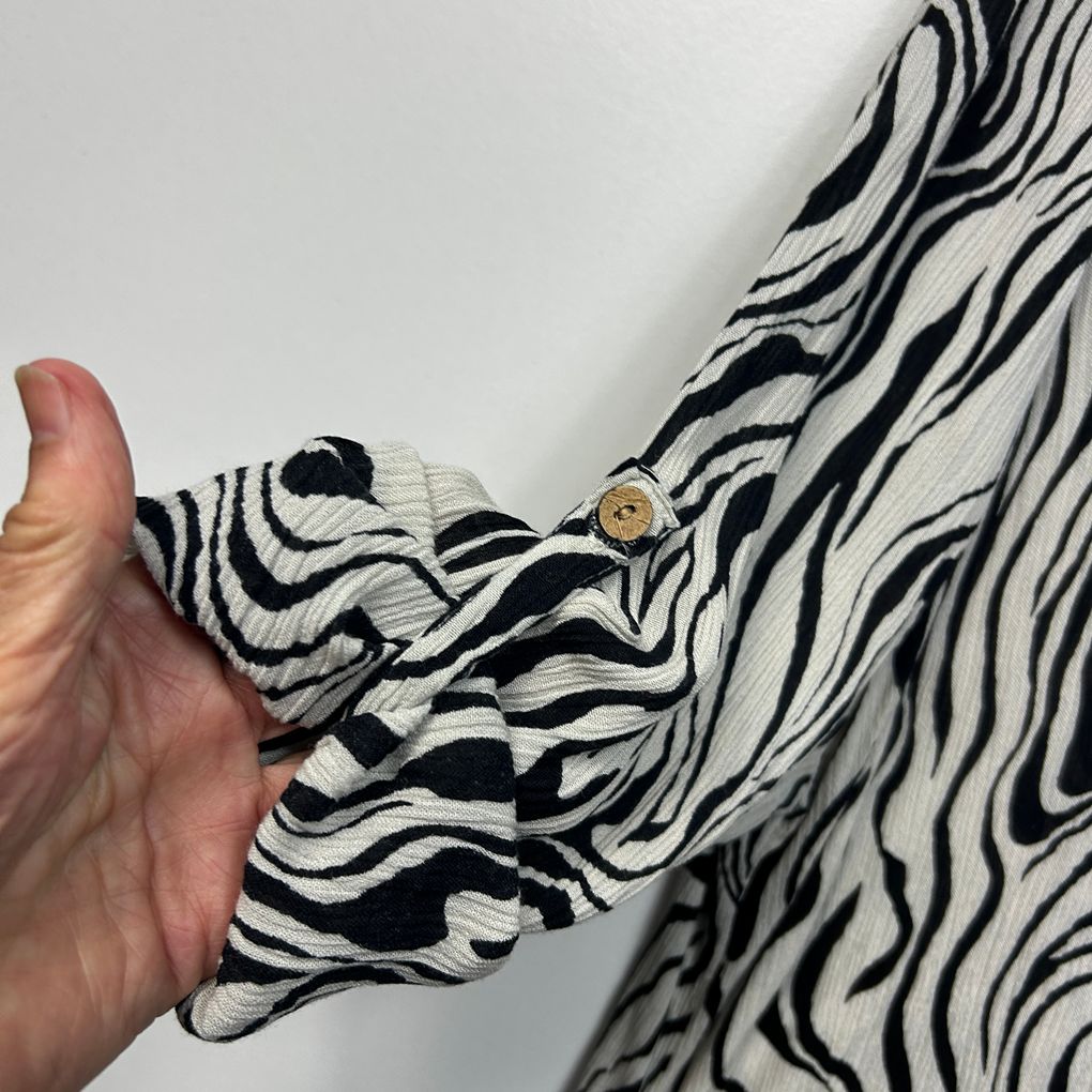 Tree of Life Black & White Zebra Print Shirt Dress - Size XL