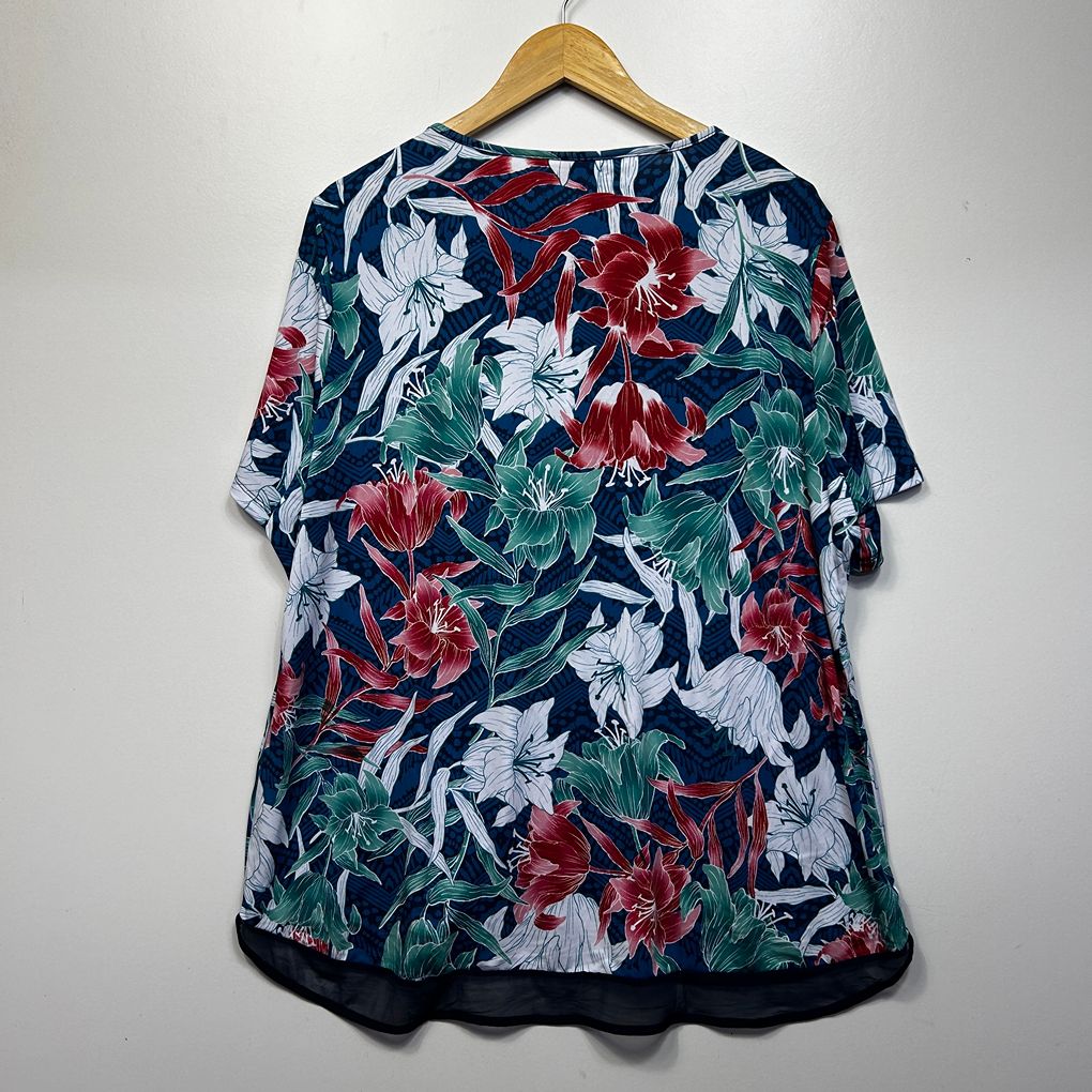 Millers Navy Floral Top - Size 22
