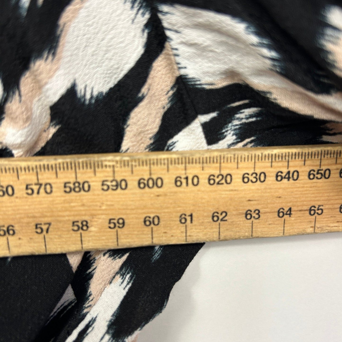 Virtuelle Dress Size 24 Black Roll Tab Sleeve Midi Length Button Up