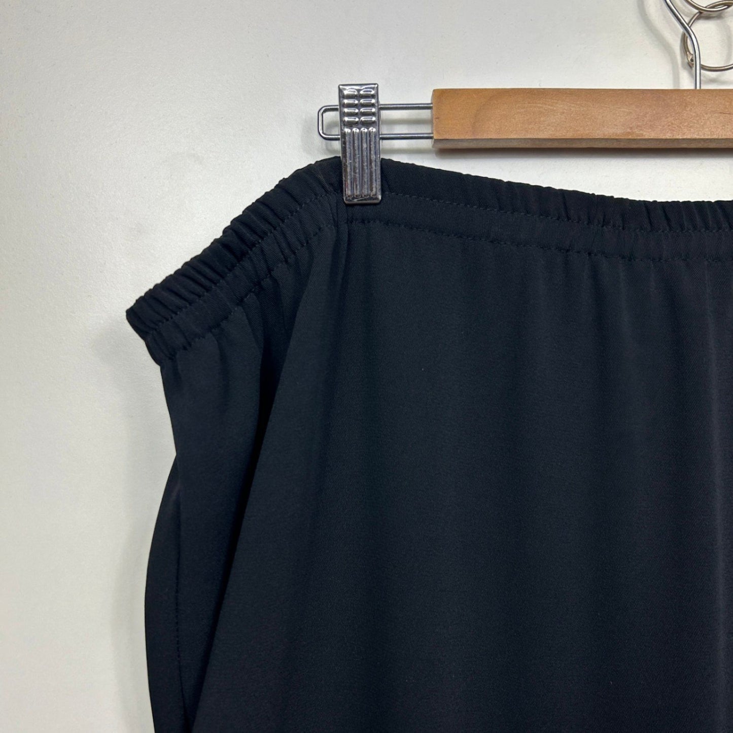 Derby Maxi Skirt Size 28 Black Solid Polyester Full Length