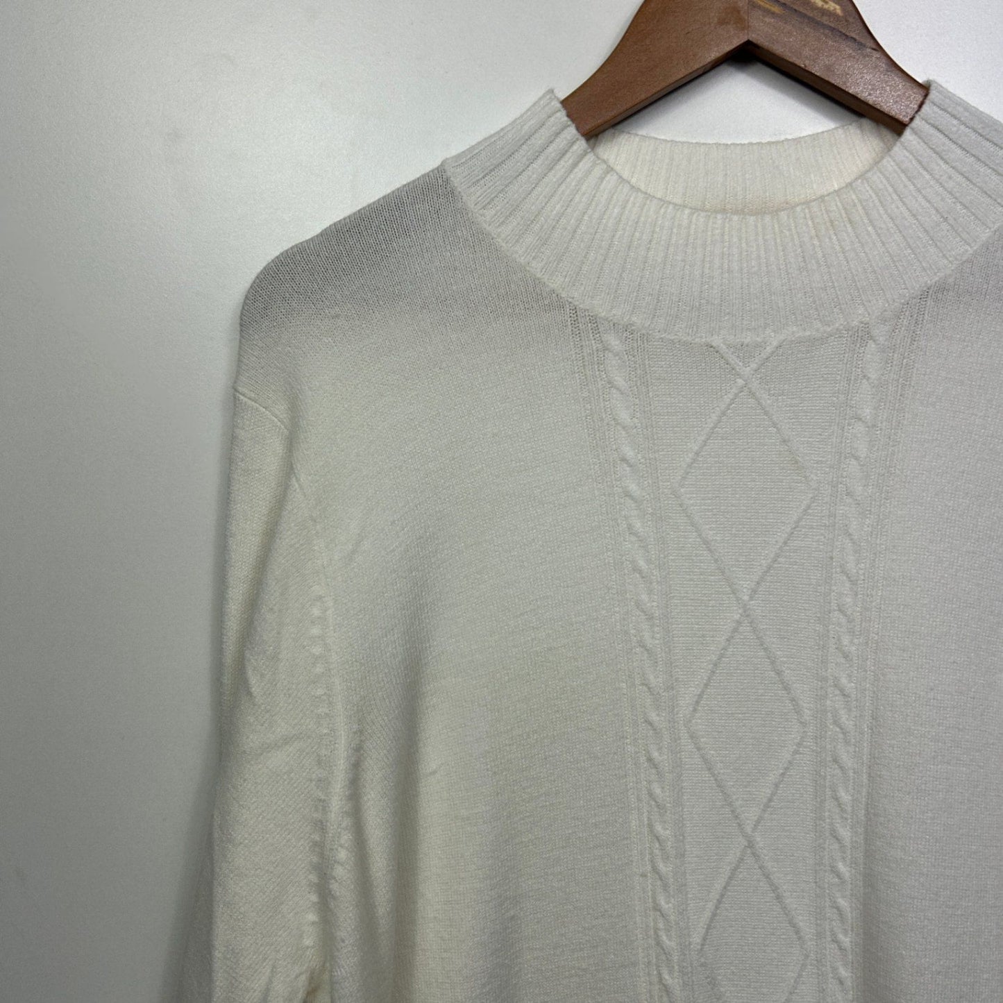 Millers Jumper Size XXL 16 18 White Cable Knit Long Sleeve