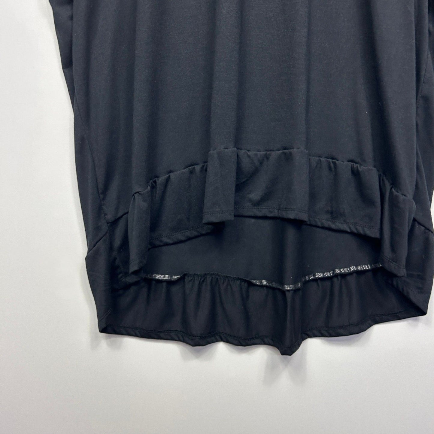 edited Tunic Top Size 24 Black Solid Short Sleeve Polyester Viscose