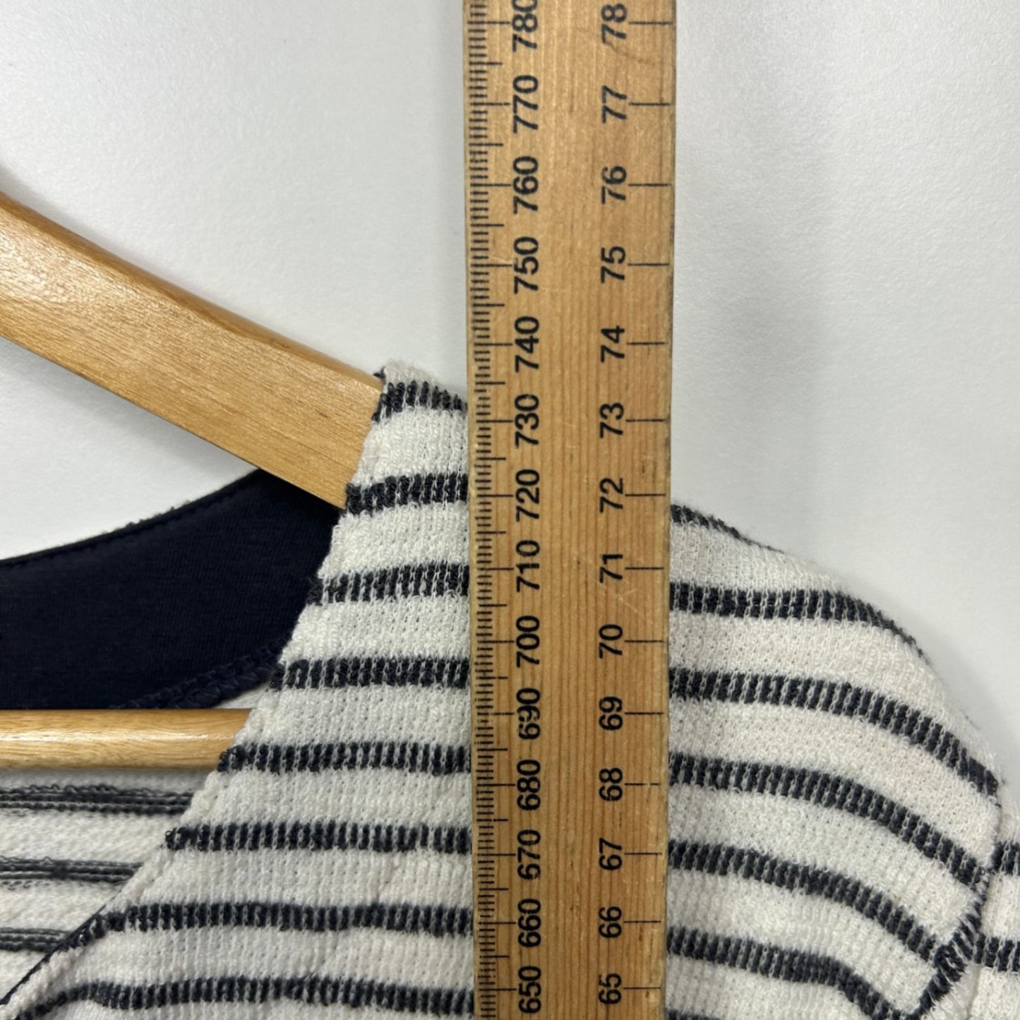 edited Top Size 20 Black White Polyester Cotton Blend Short Casual Striped
