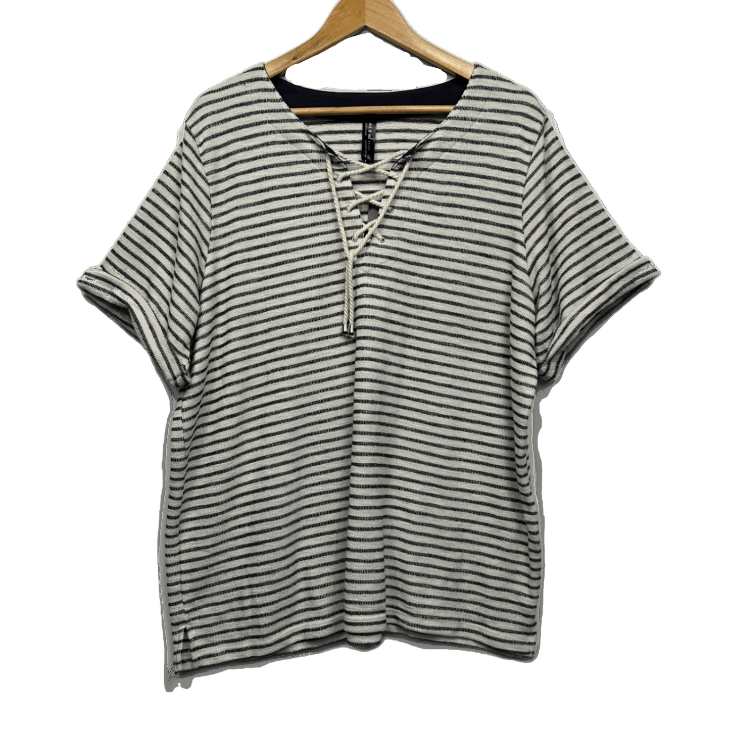 edited Top Size 20 Black White Polyester Cotton Blend Short Casual Striped