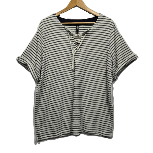 edited Top Size 20 Black White Polyester Cotton Blend Short Casual Striped