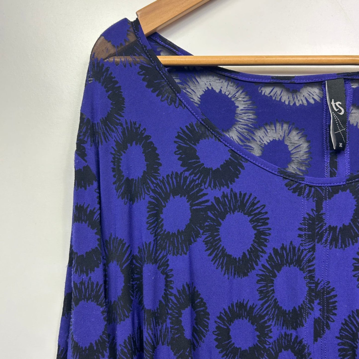 Taking Shape Top Layer Dress Size 22 XL Plus Purple Black