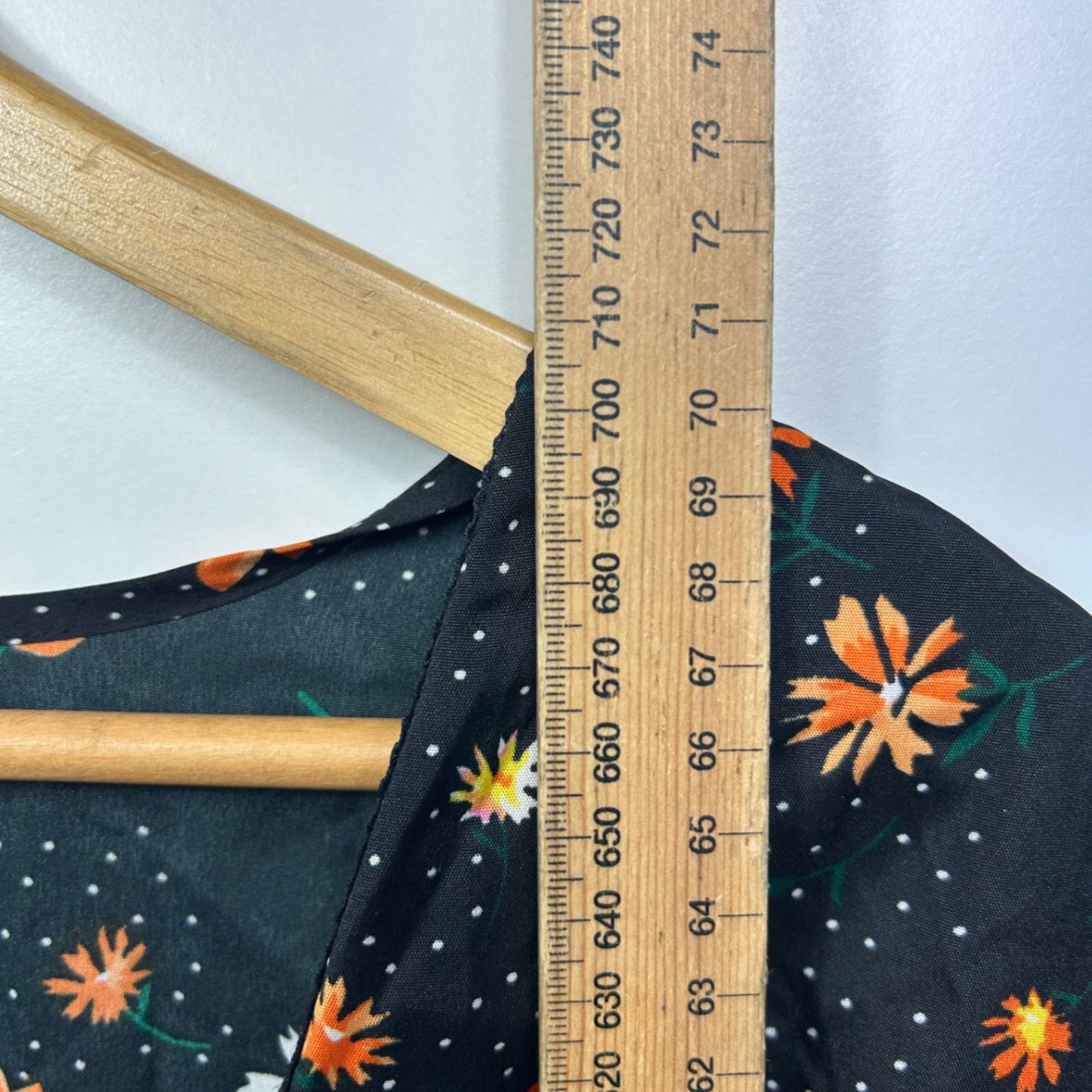New Boohoo Top 22 Black Polyester Long Sleeve V-Neck Smock Blouse