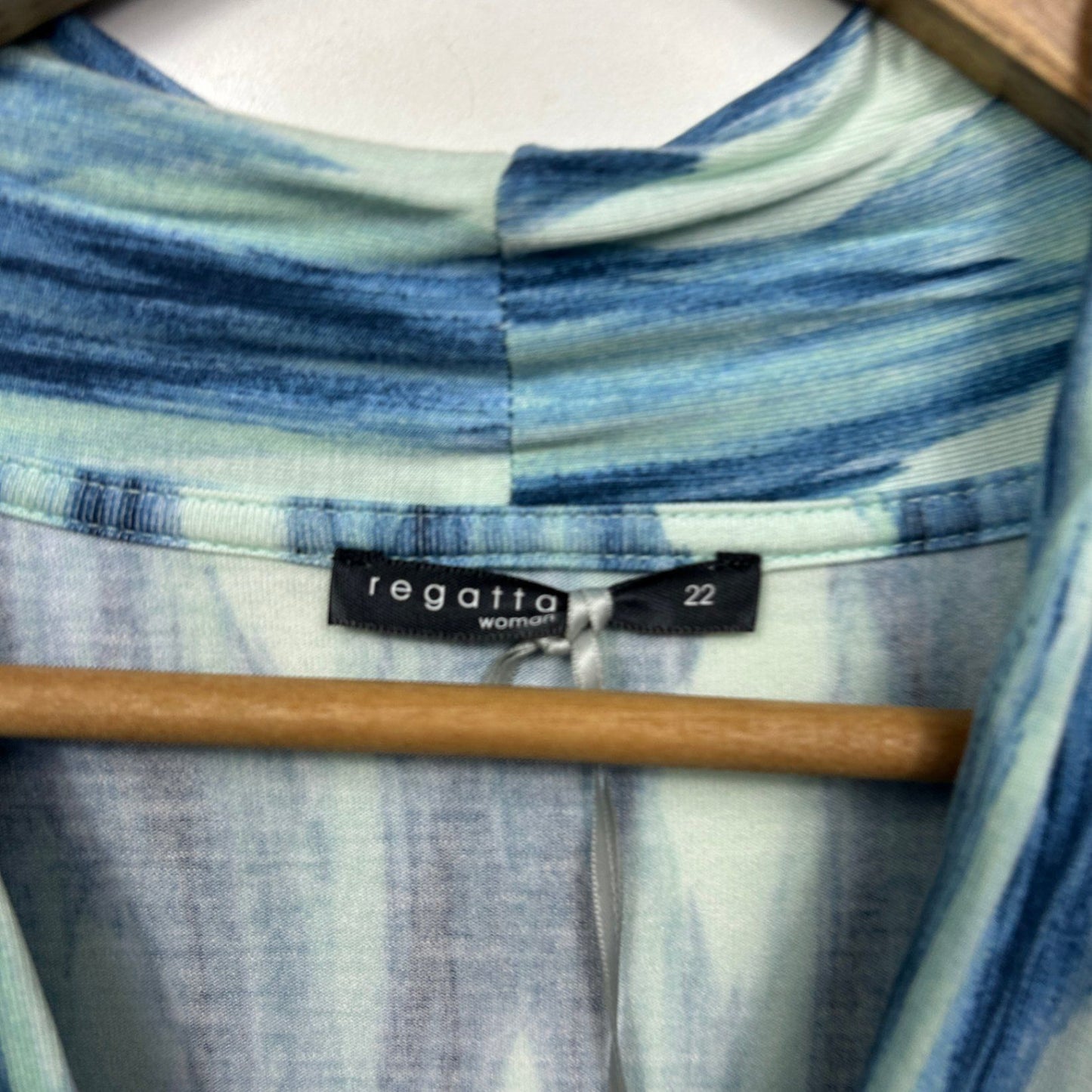 New Regatta Top Blue Viscose 3/4 Sleeve V Neck Blouse Size 22 Plus