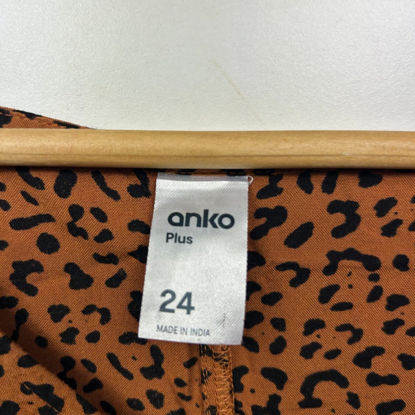 Anko Top Size 24 Brown Viscose Short Sleeve Scoop Neck Casual Women Blouse