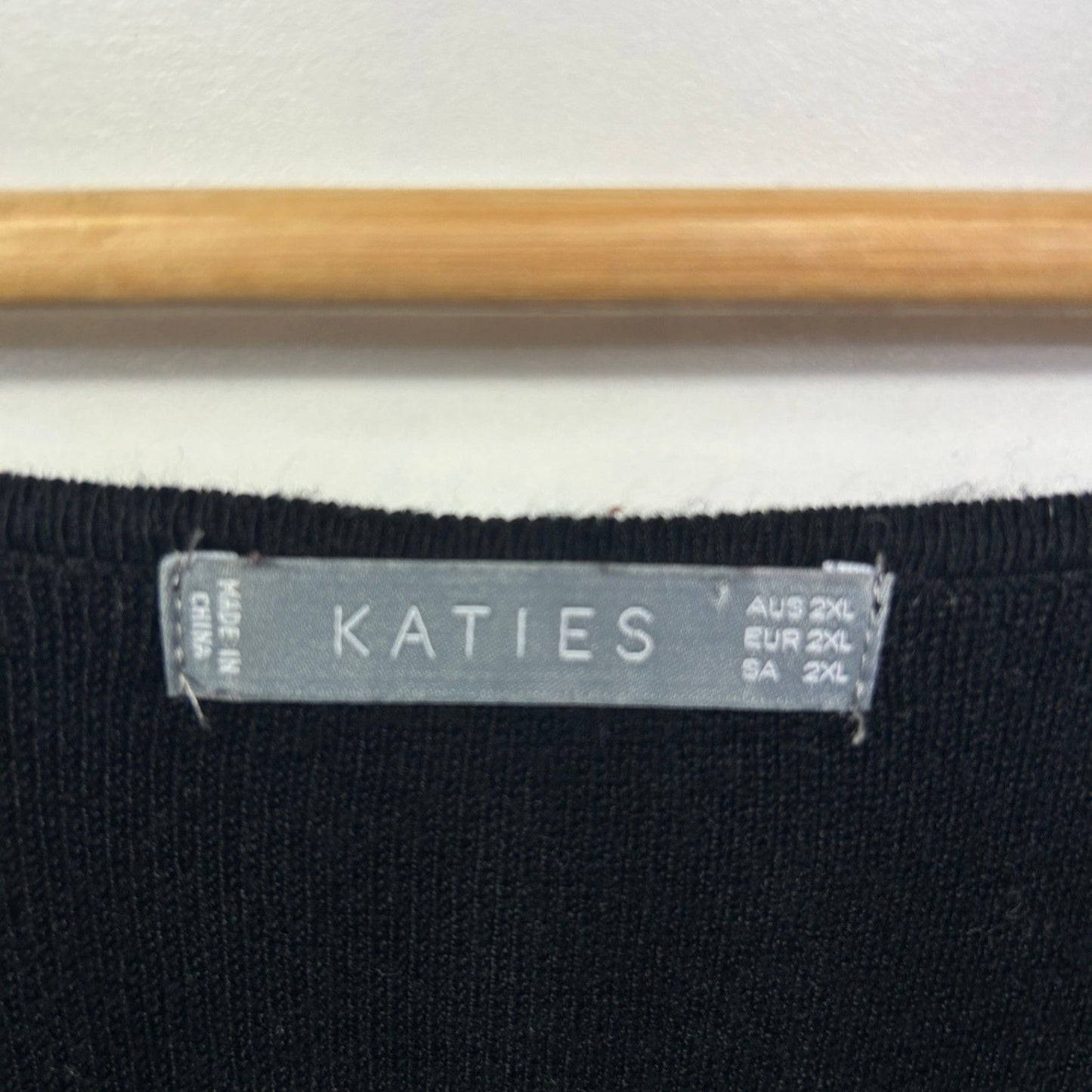 Katies Pullover Jumper Size 2XL 18 Long Sleeve Knit Striped Viscose Blend