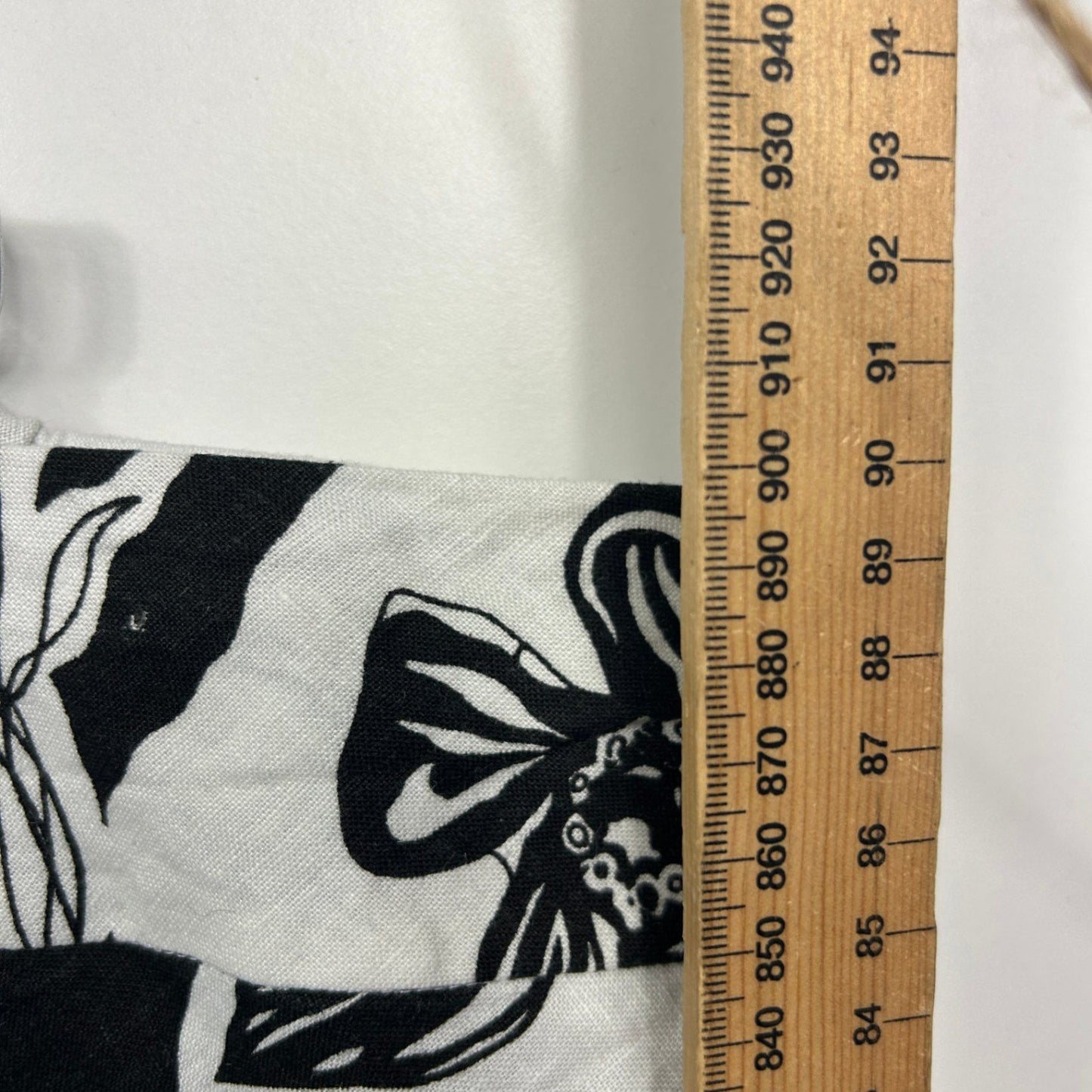 Target Midi Skirt Size 26 Black White Floral Sleeveless Pure Linen