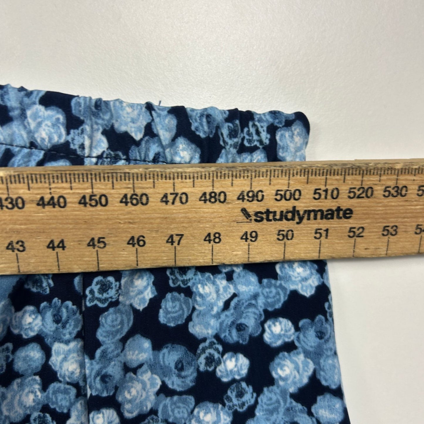 Hodgson Skirt Blue Polyester Midi Elastic Waistband Floral Skirt Size 20 Plus