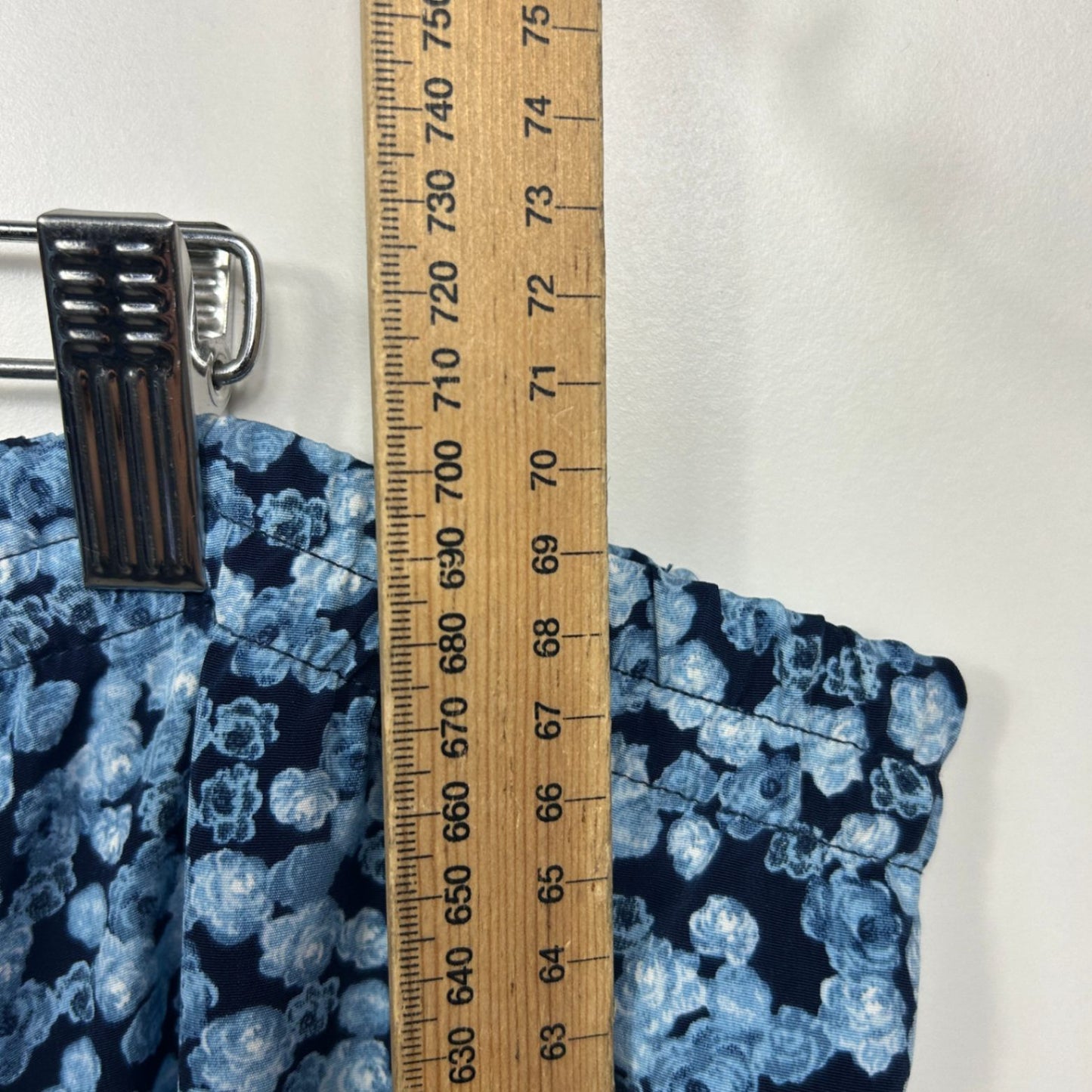 Hodgson Skirt Blue Polyester Midi Elastic Waistband Floral Skirt Size 20 Plus