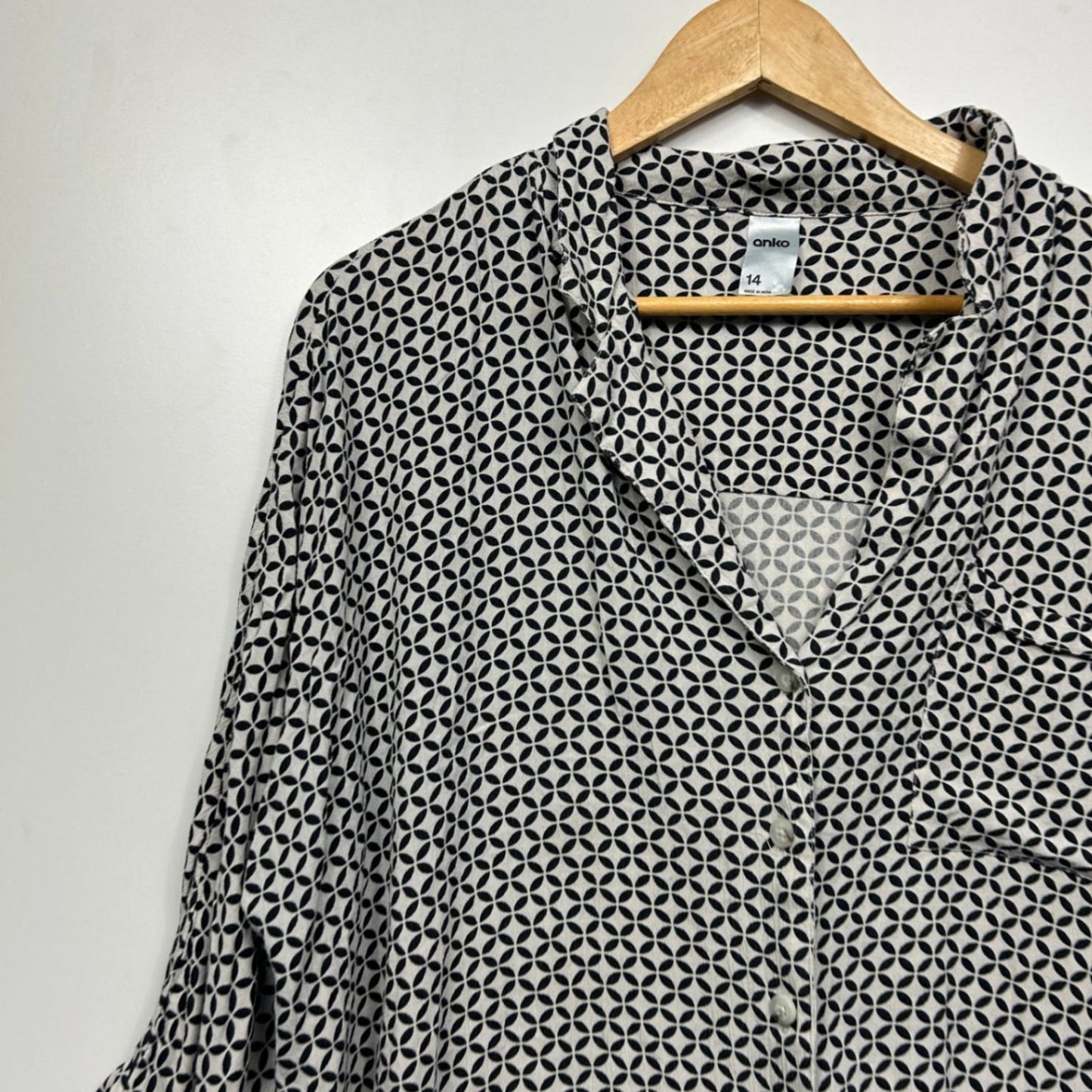 Anko Top Black White Viscose Long Sleeve Blouse Size 14