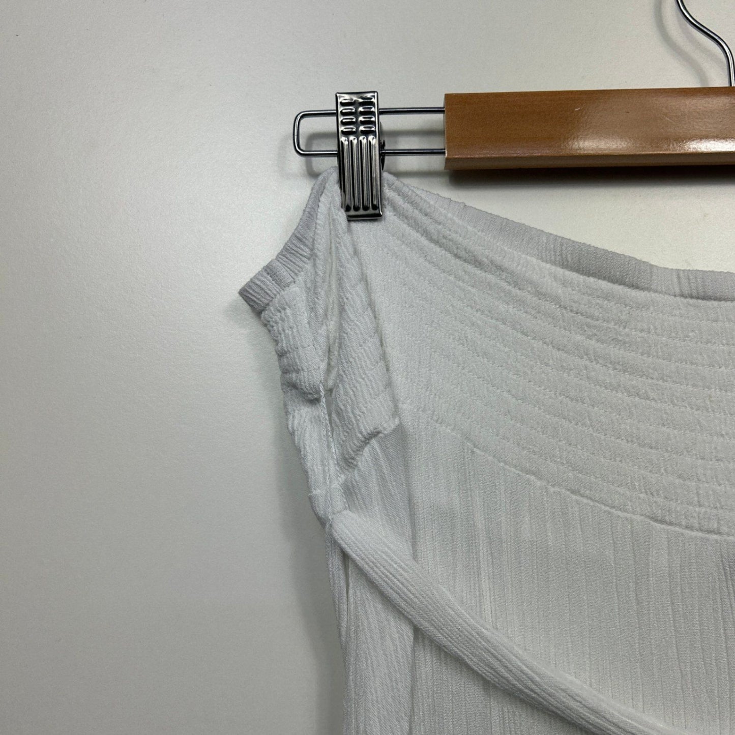 Katies Midi Skirt Size 16 White Viscose Belt