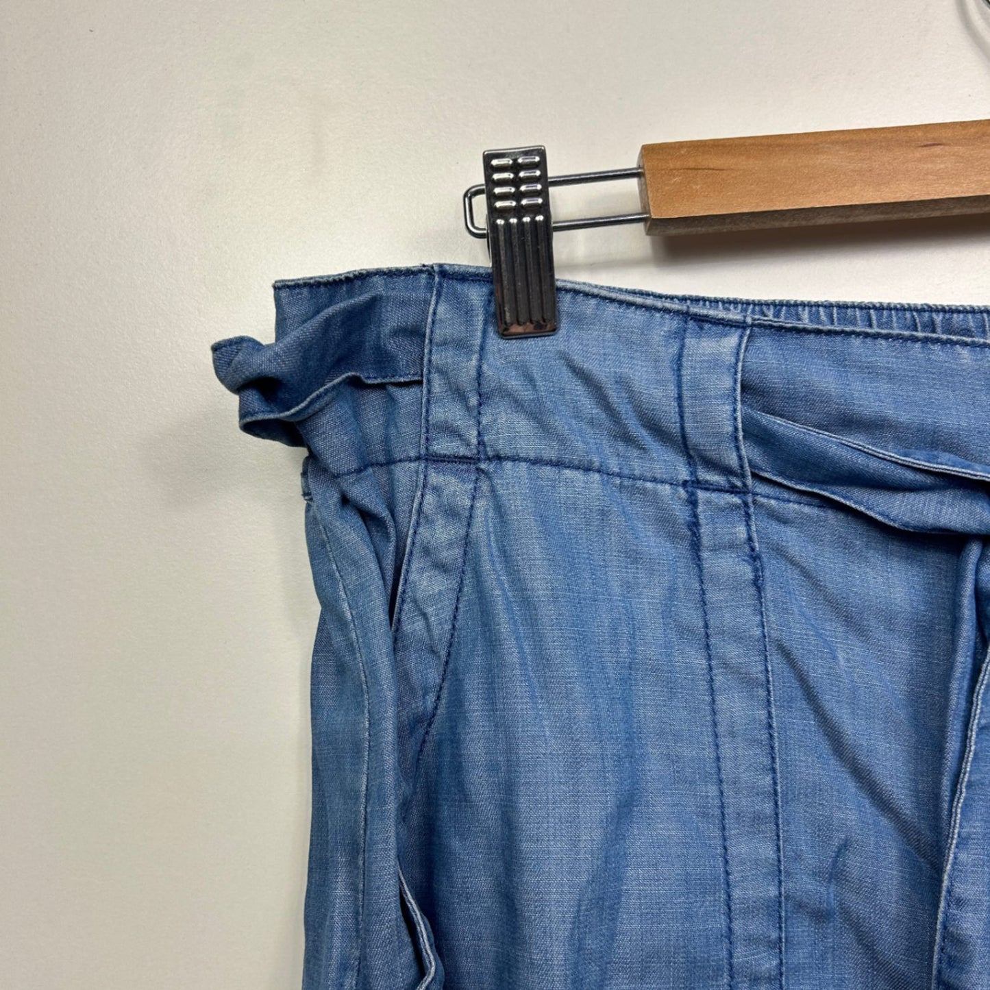 Just Jeans Chambray Belted Pockets Shorts Lyocell Size 16