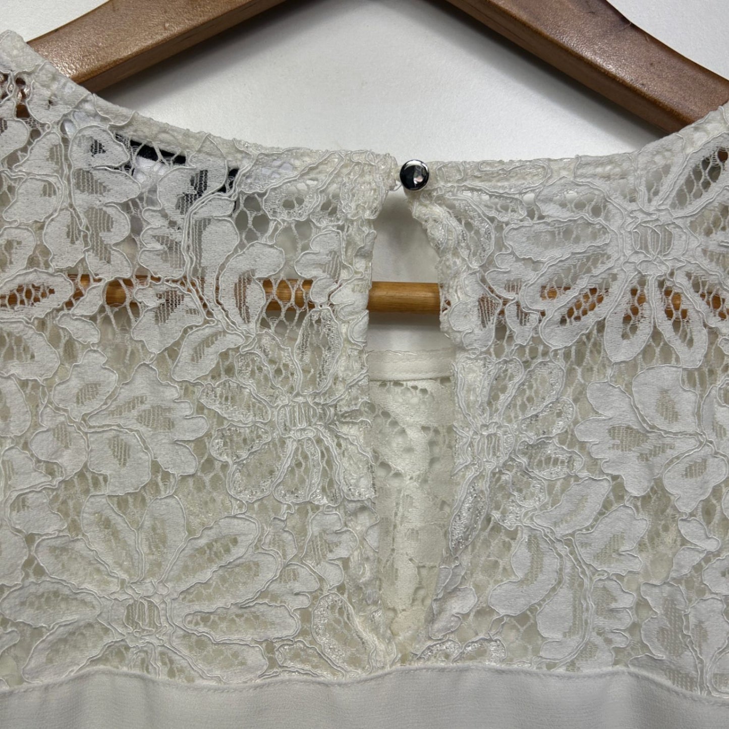 Preview Blouse Size 16 White Lace Cap Sleeve