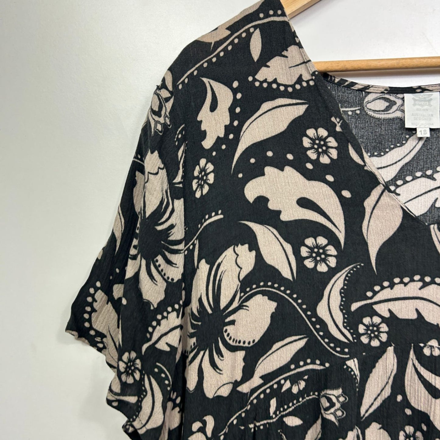 Rivers Shift Dress Size 18 Black Beige Floral Short Sleeve Pockets