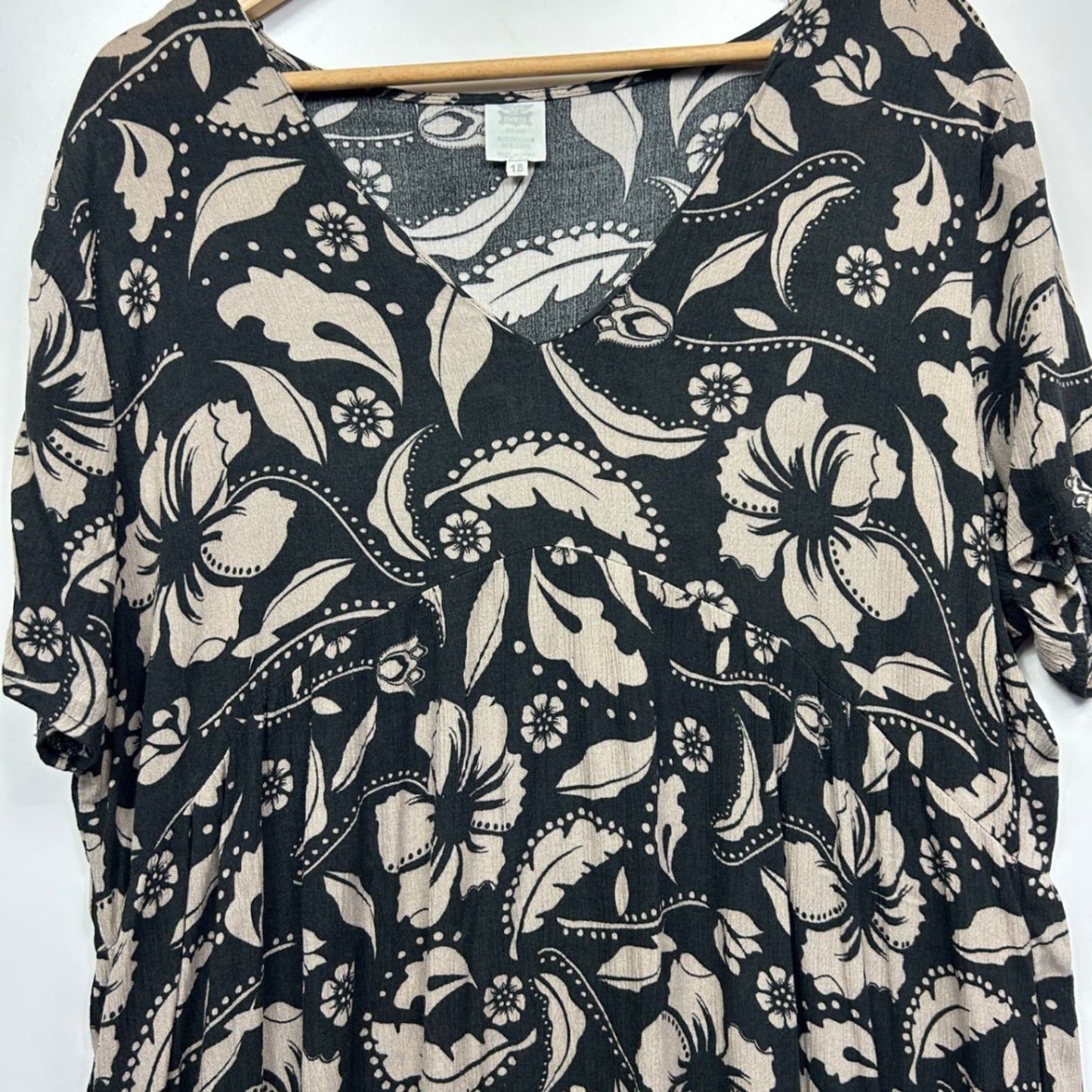 Rivers Shift Dress Size 18 Black Beige Floral Short Sleeve Pockets