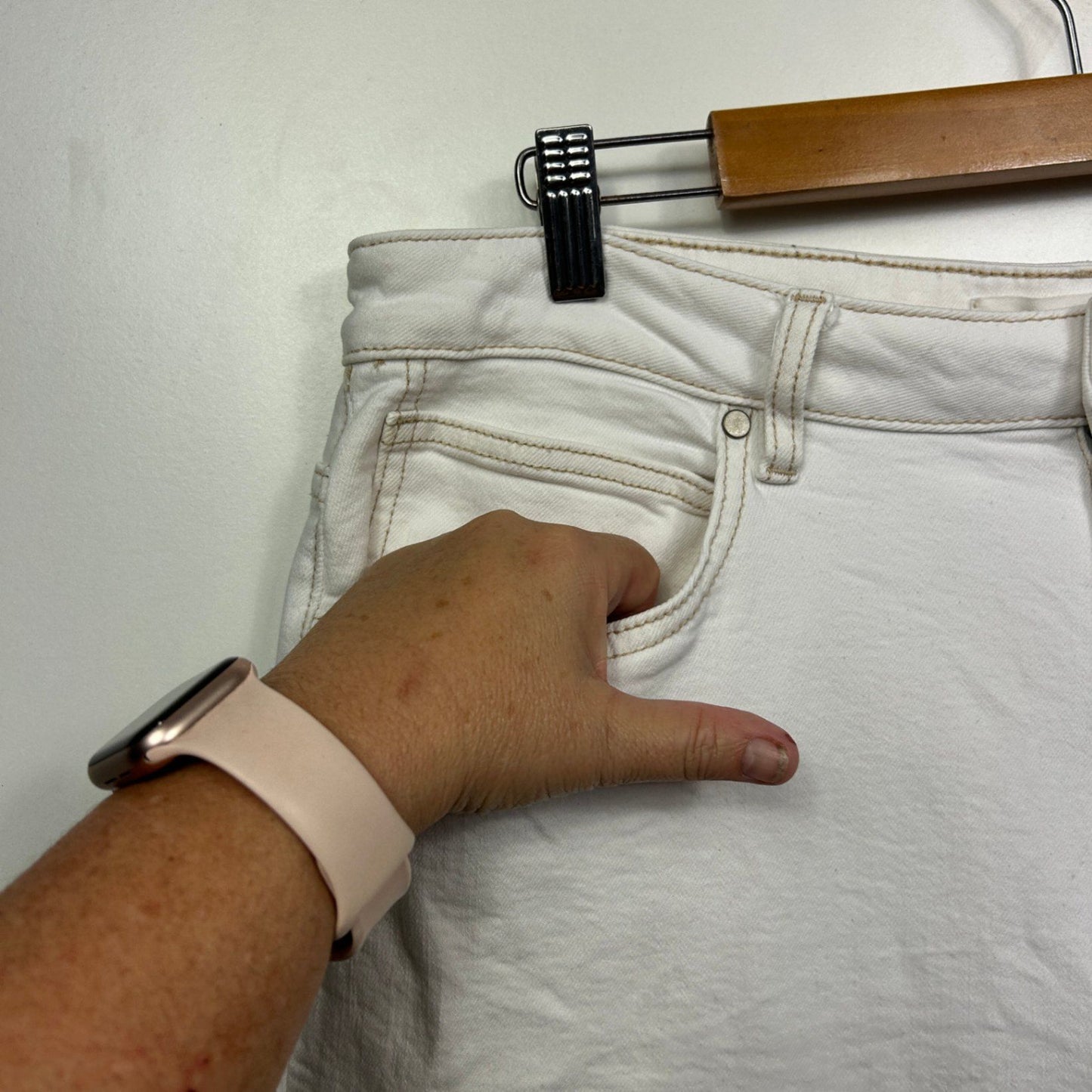 Target Wide Leg Crop Length White Denim Jeans Size 18 Pockets Zip Fly