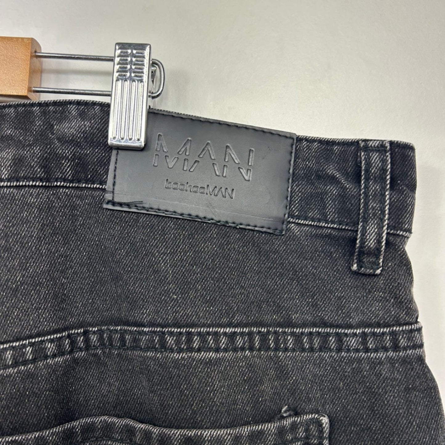 boohooMAN Black Men Slim Jeans Size 46