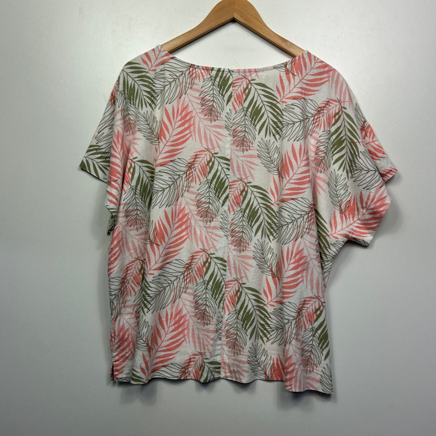 Suzanne Grae Linen Womens Top Size 18 Short Sleeve Multicoloured Floral