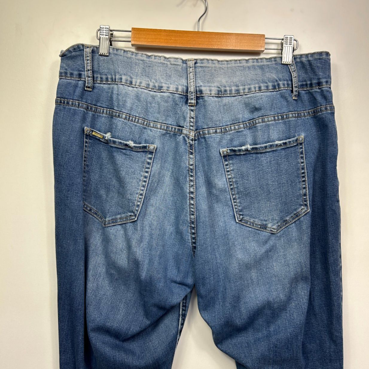 City Chic Denim Blue Skinny Stretch Distressed Ankle Grazer Asha Jeans Size 16