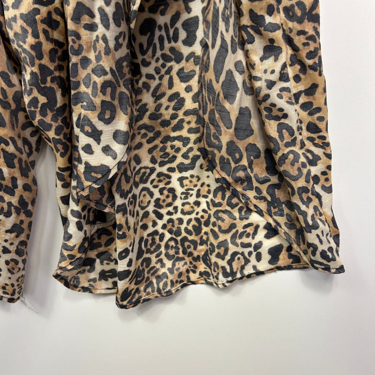 Beme Pants Size 26 Plus Cheetah Animal Print Front Wrap Wide Legs New