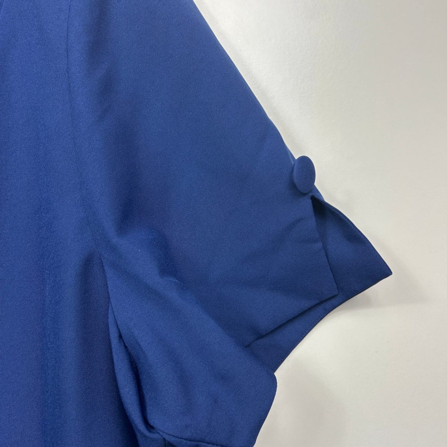 New Roaman's Blue Fitted Top Size 28 W Short Sleeve Button Up