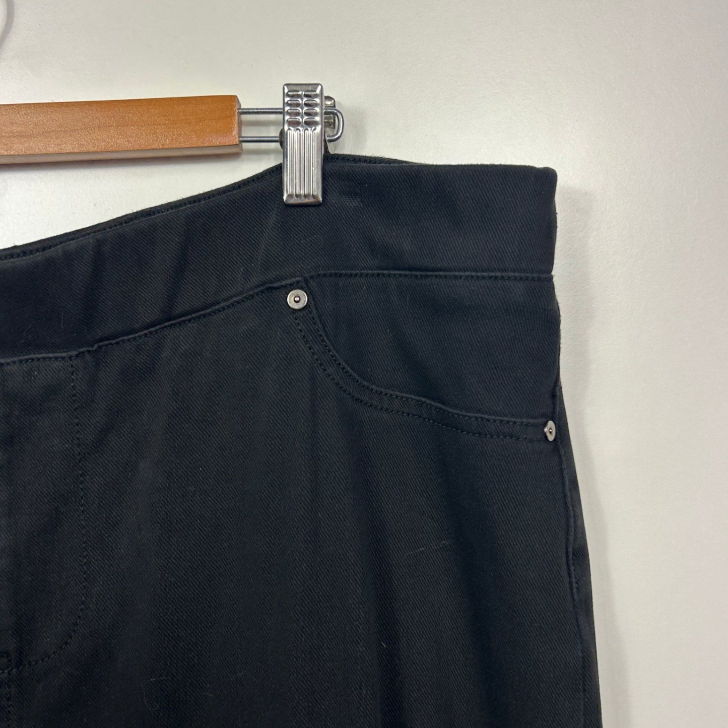 Virtuelle Black Slim Stretch Pull-on Pockets Plus Size Jeggings Jeans 24