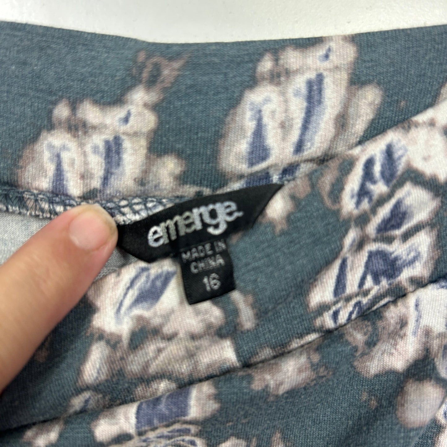 Emerge Tie Dye Skirt Size 16 Stretch Handkerchief Hem Soft Casual
