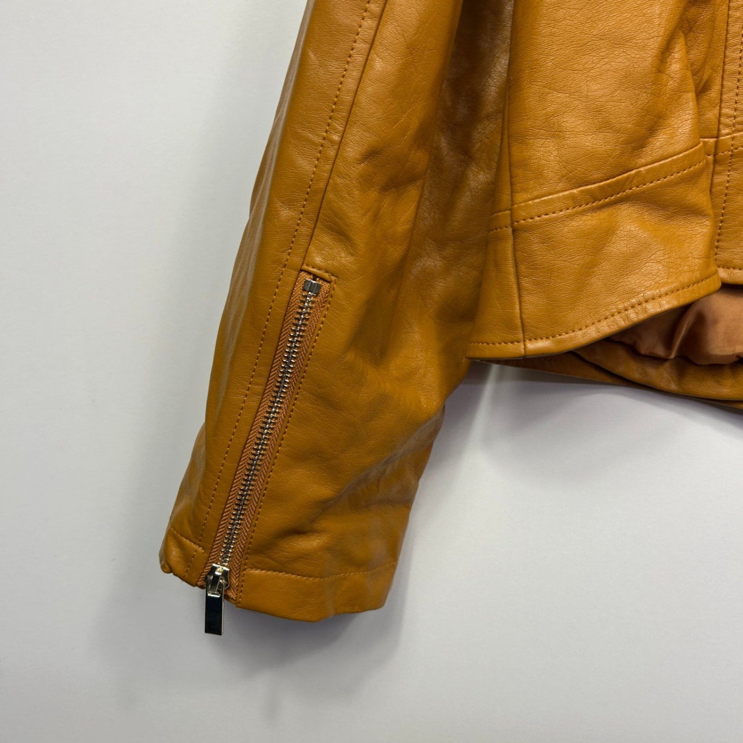 City Chic Biker Jacket Size 24 Plus Faux Leather Long Sleeve