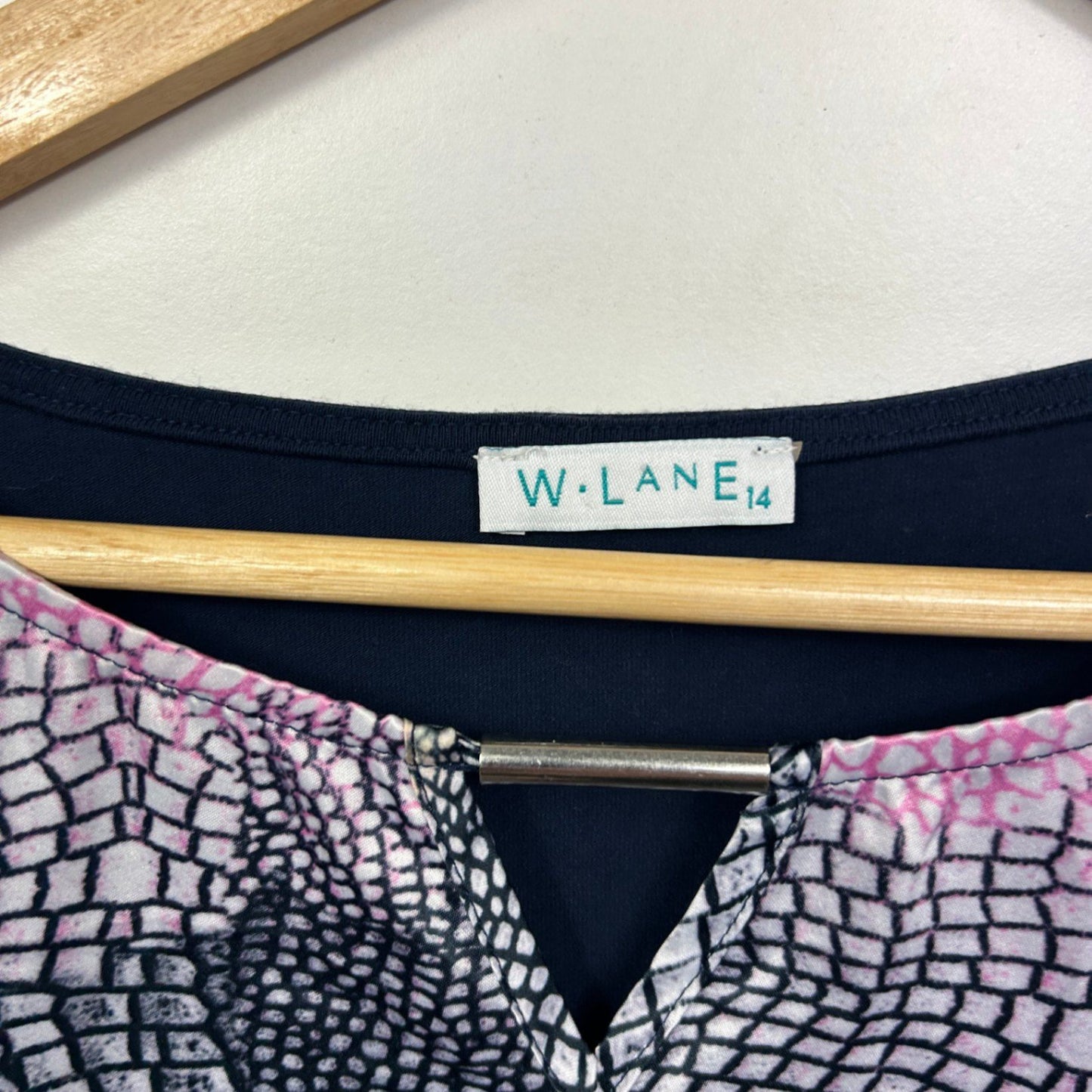 W Lane Short Sleeve Top Size 14 Floral Navy Multicoloured