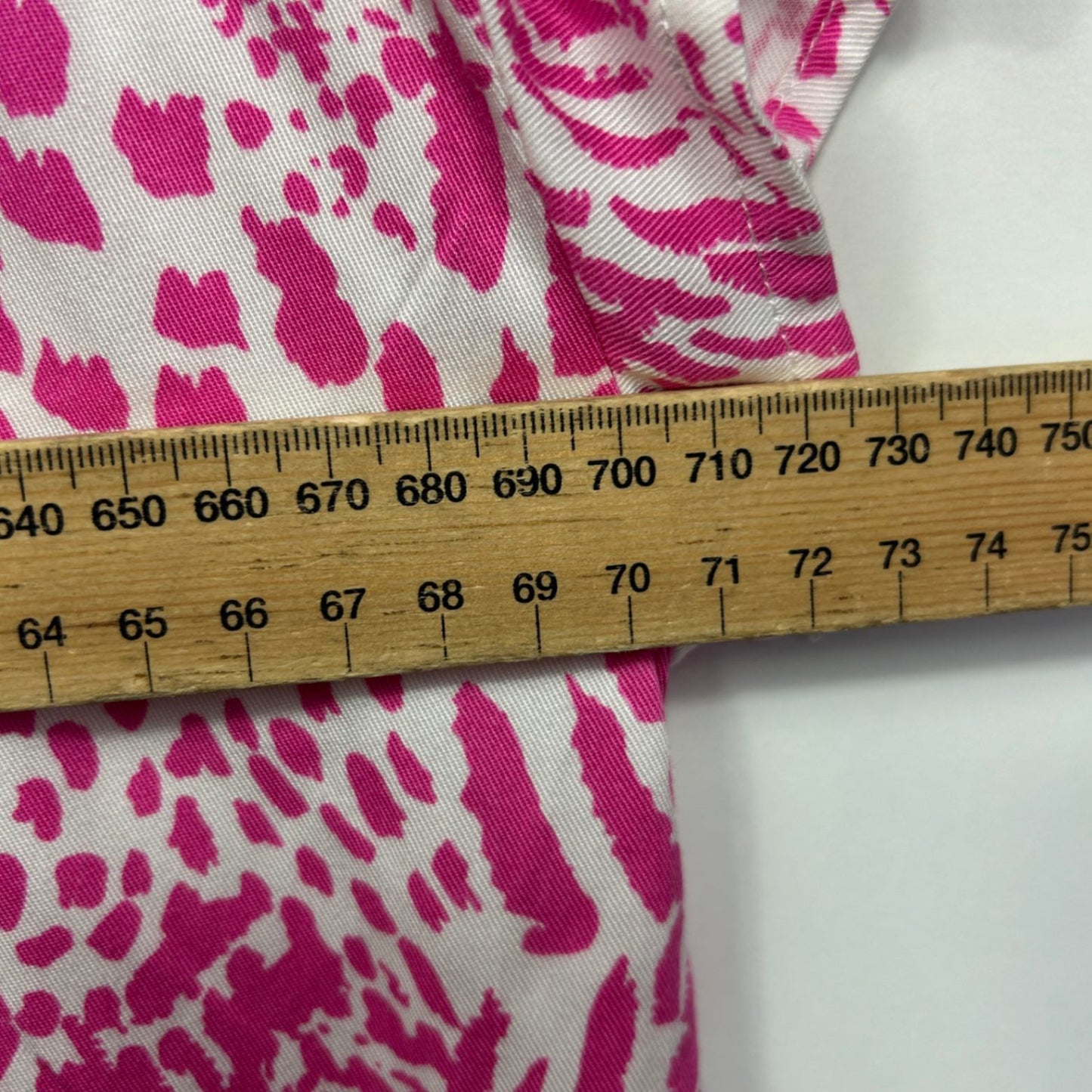 Betty Basics Top Size 22 Plus Pink White Short Sleeve Viscose