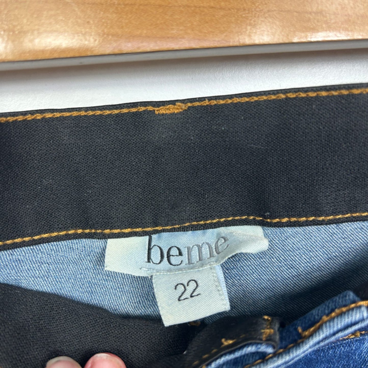 Beme Cropped Denim Pants Jeans Size 22 Blue Pockets Elastic Waist Zip Fly