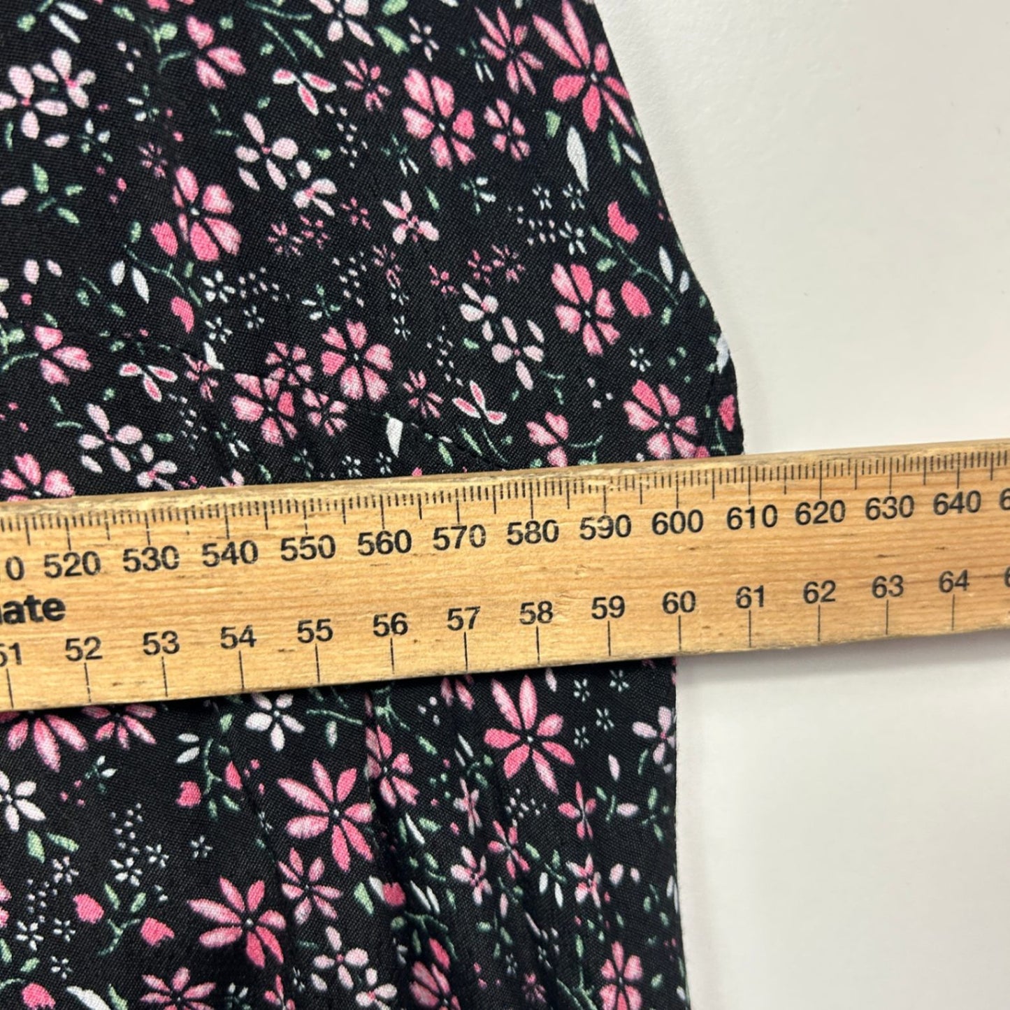 City Chic Midi Dress Size 20 22 Black Floral Short Sleeve Cocktail Viscose