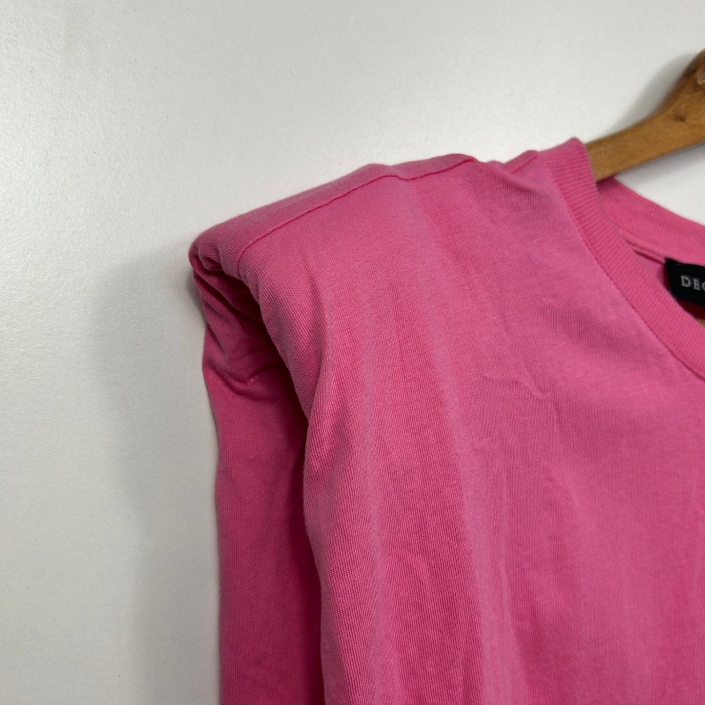 Decjuba Emery Shoulder Pad Tank Top Pink Sleeveless T-Shirt Size 16 XXL