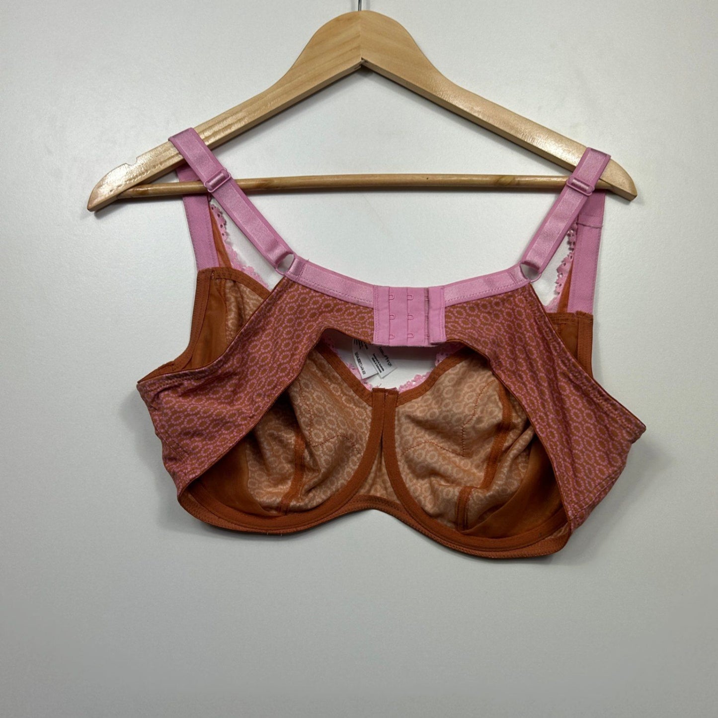 Bras n Things Full Cup Underwire Lace Trim Bra 22D Pink