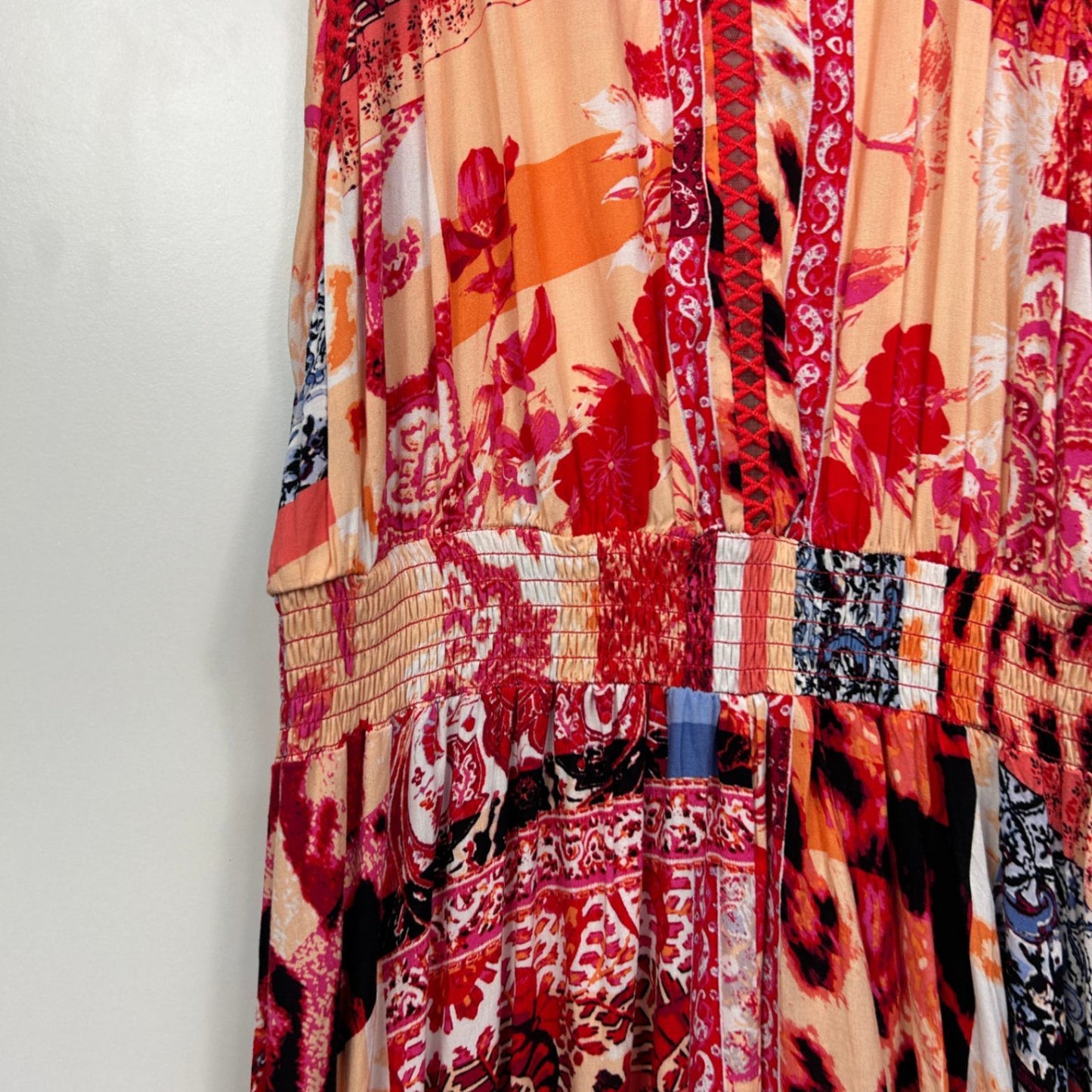 New Sara Maxi Dress Size 14 Sleeveless Halter Neck Crochet Trim Multicoloured Paisley Print