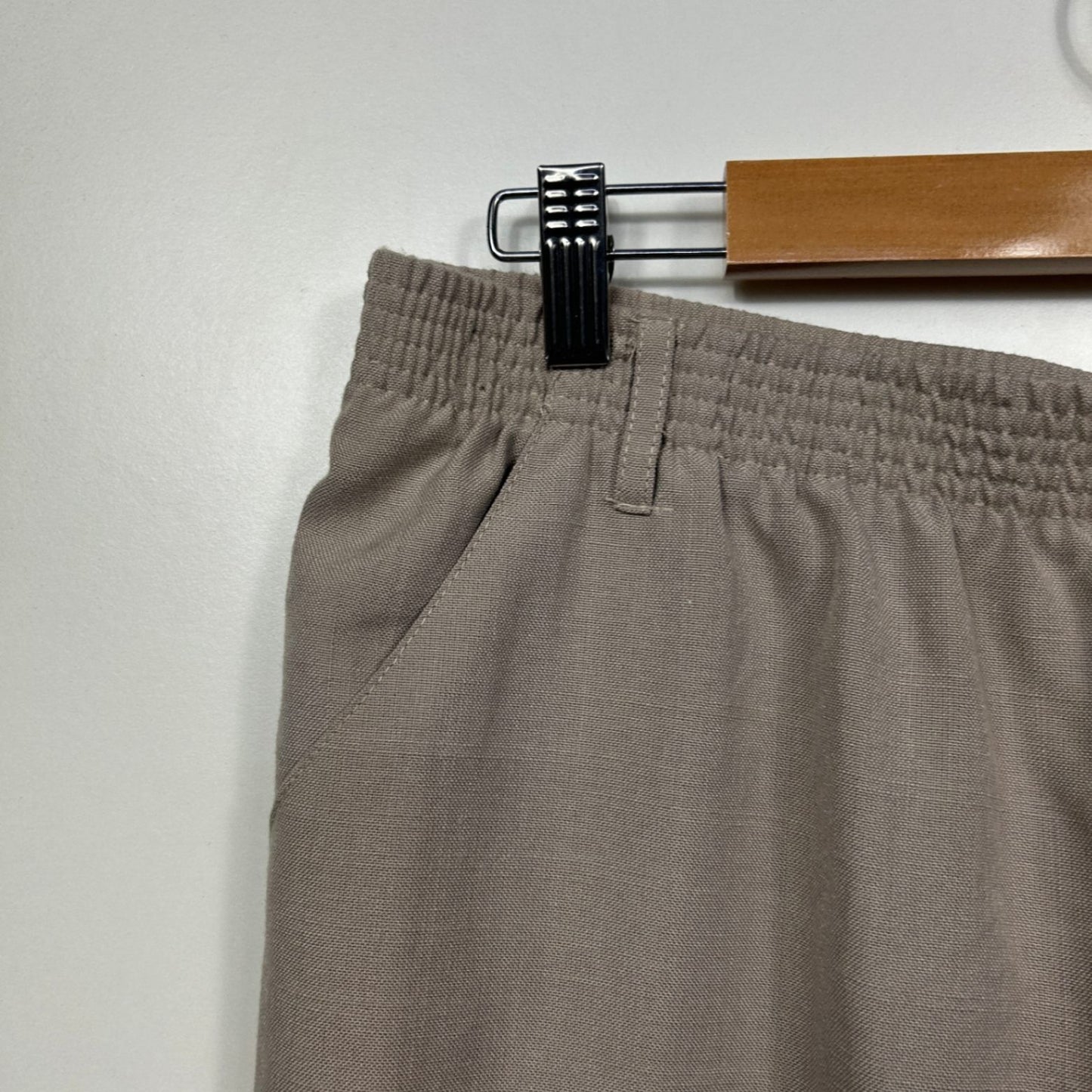 Millers Pants Trousers Size 18 Taupe Elastic Waist Trousers Relaxed Straight Leg