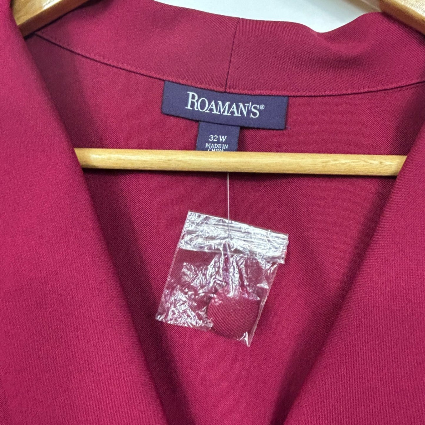 Roaman's Pink Fitted Top Size 32 W Short Sleeve Button Up Shacket