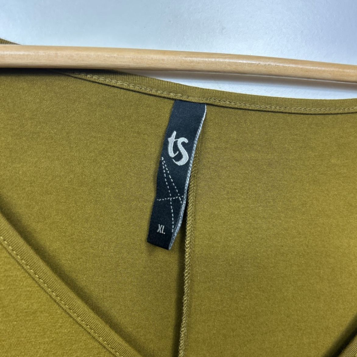 Taking Shape Tunic Top Size 22 24 Olive Long Sleeve Asymmetric Hem