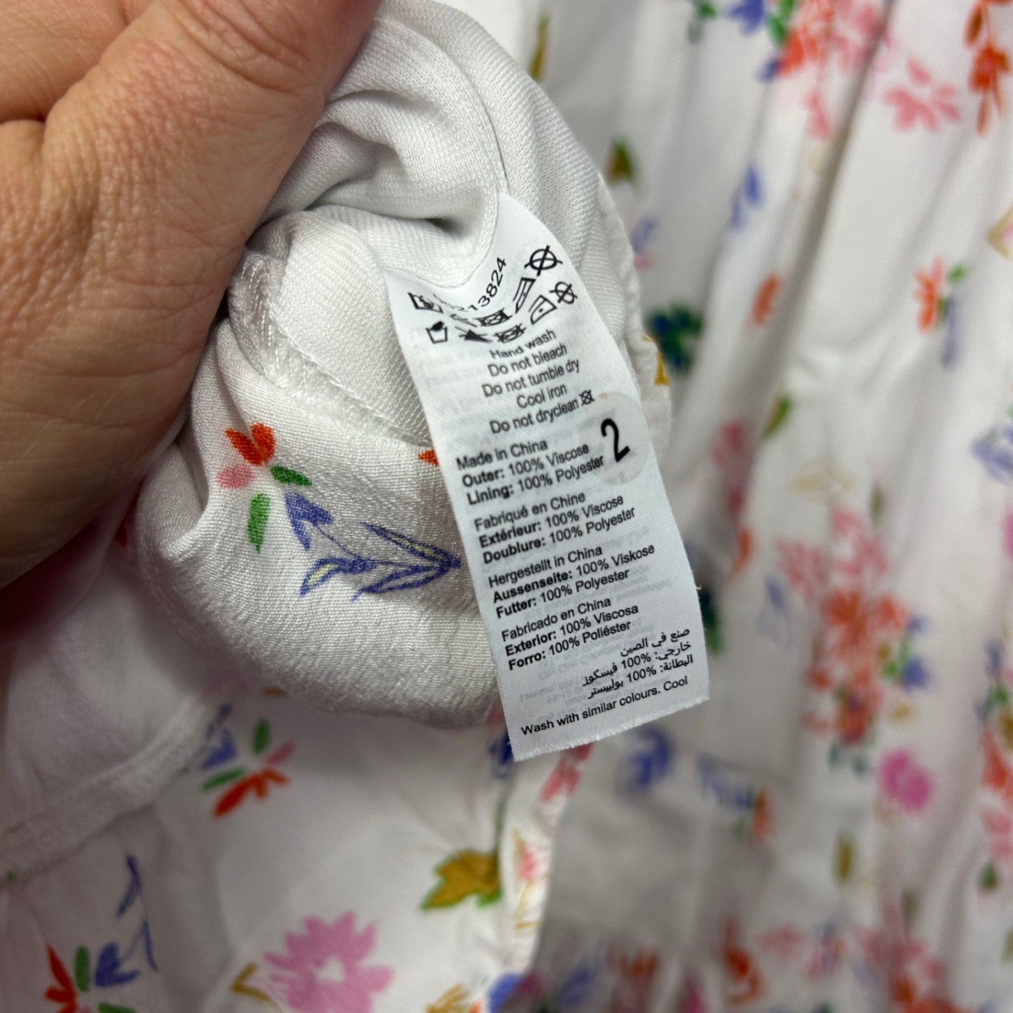 City Chic CCX Dress Size 20 Plus White Floral Sleeveless Wrap Front Viscose