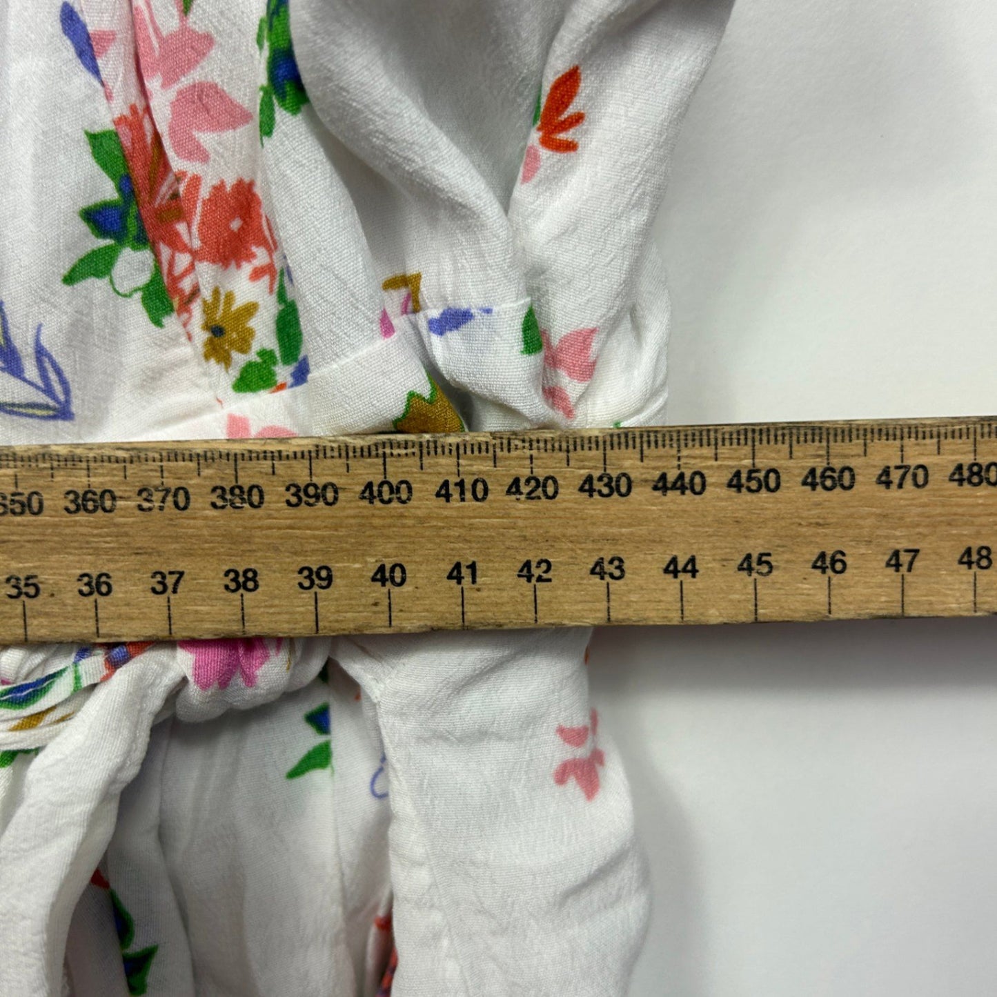 City Chic CCX Dress Size 20 Plus White Floral Sleeveless Wrap Front Viscose