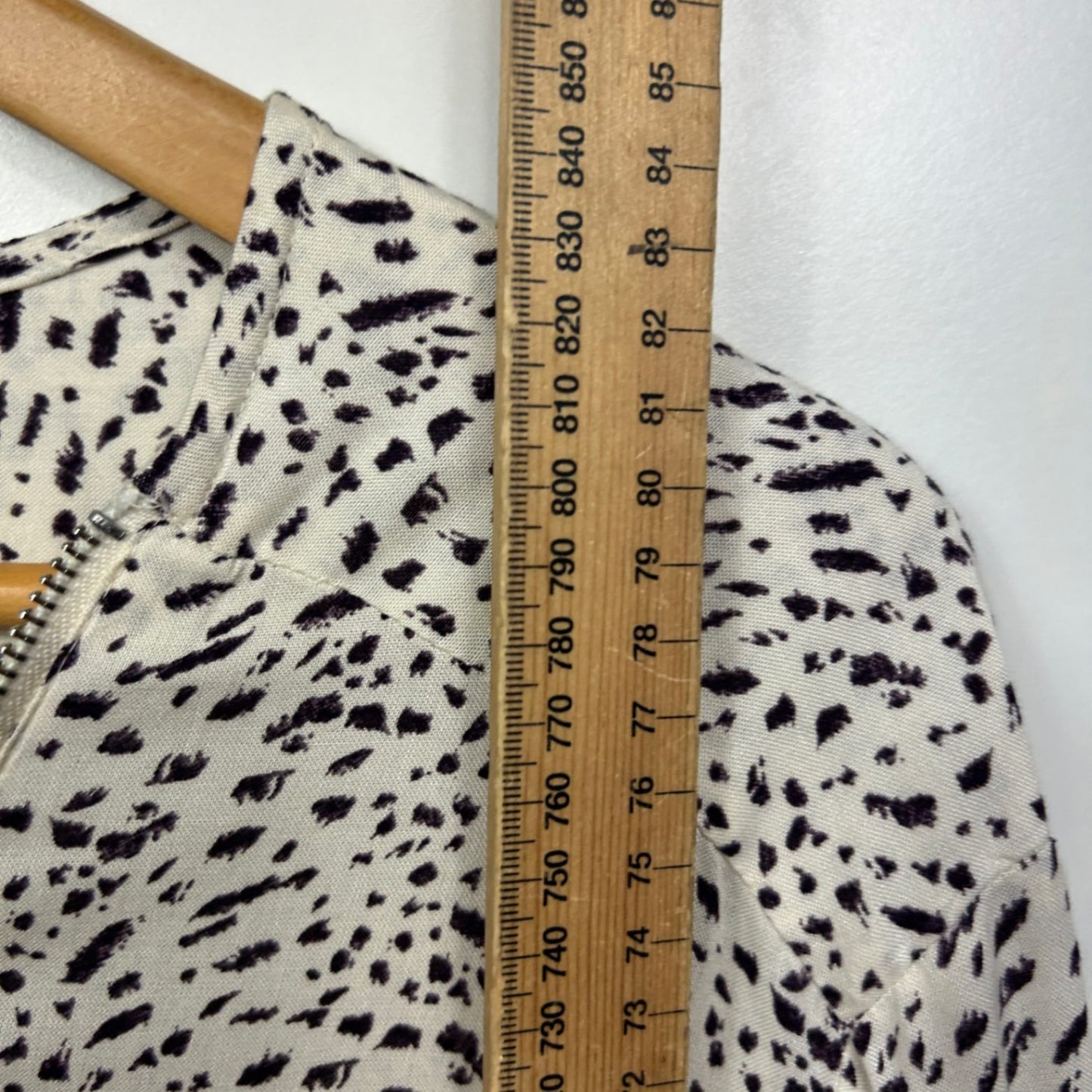 Beme Tunic Top Size 26 Biege Button Up Roll Tab Sleeve Viscose