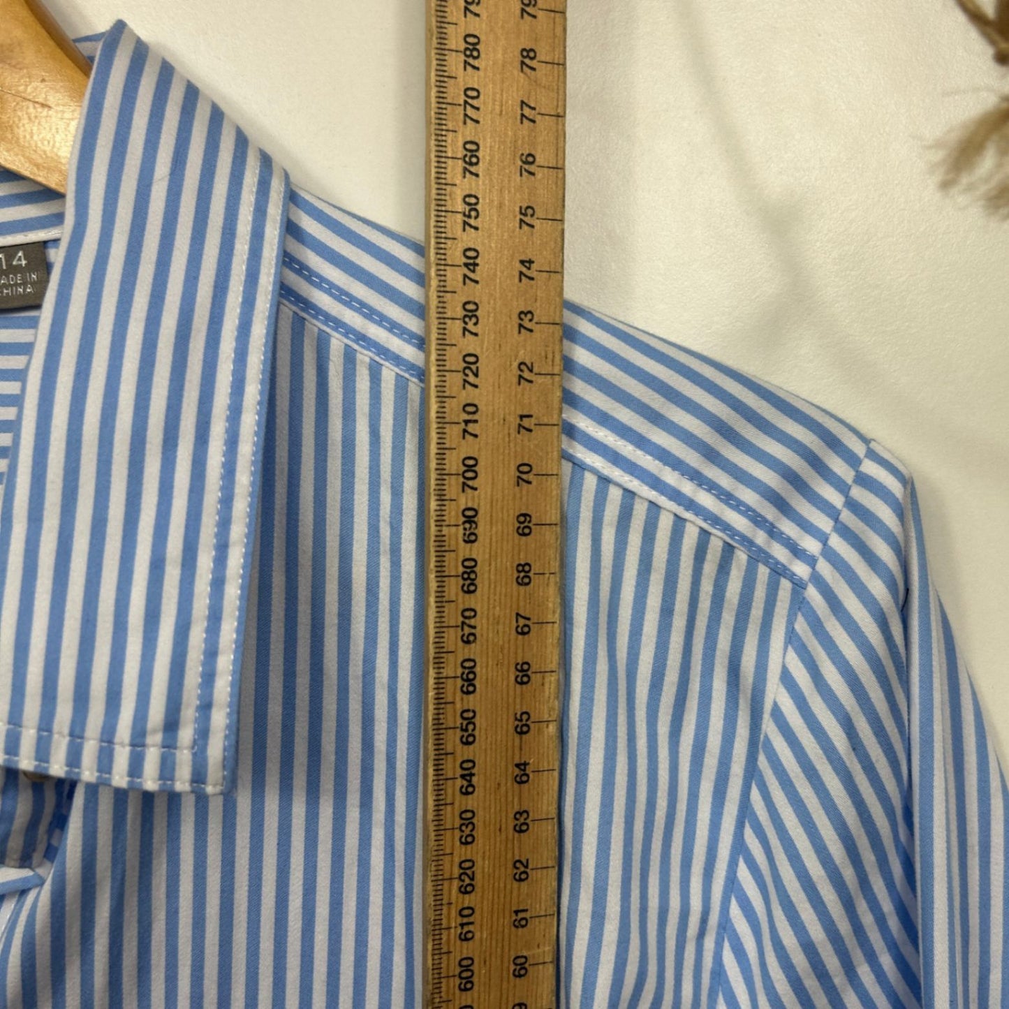 Sussan Long Sleeve Shirt Size 14 Cotton Blue White Striped Button Up