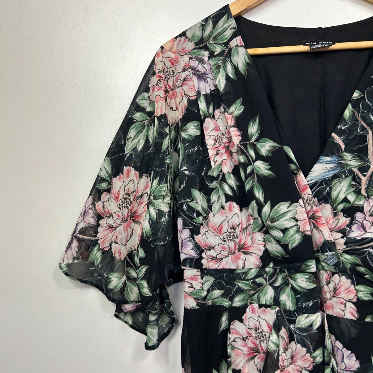 City Chic Midi Dress Size 16 Small Plus Floral Black Short Sleeve