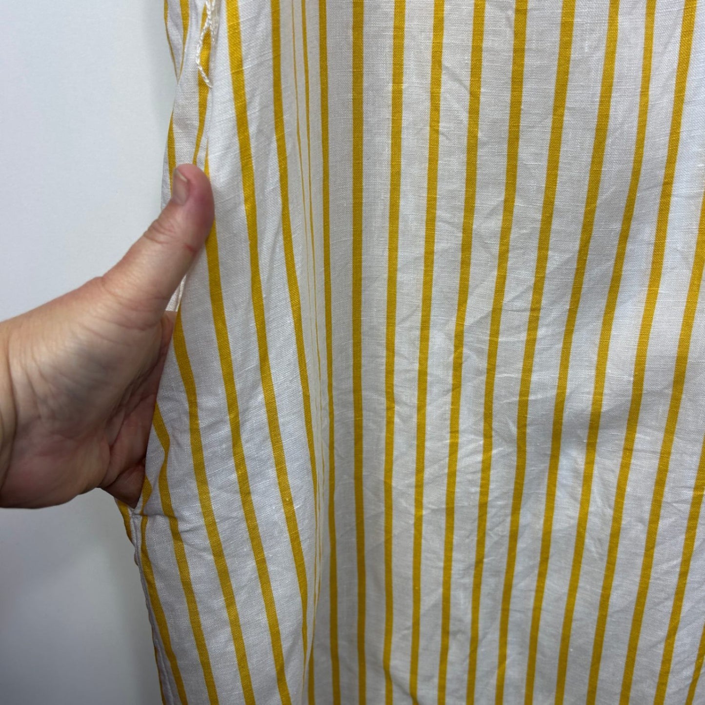 Sussan Linen Dress Size 18 Yellow White Sleeveless Midi Pockets Striped Shift Size 18